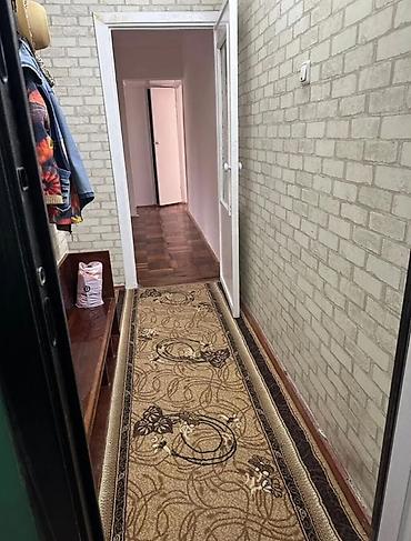3 комнаты, 58 м², 10 мкр 104 серия, 2 этаж, Косметический ремонт