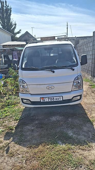 японские грузовики до 1 тонны: Hyundai Porter (Kia Bongo/Porter семейство) — компактный бортовой — 1