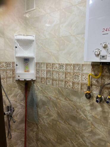 Uzunmüddətli kirayə mənzillər: Xalqlar metrosu,Acsess bankın yaxınlığında,10 mərtəbənin,8-ci — 8