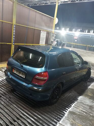 Nissan: Nissan Almera: 2001 г., 1.5 л, Механика, Бензин