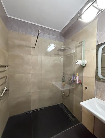 store: 3 комнаты, 7 мкр Риэлтор, Семейным, от 1 года, С мебелью полностью — 9