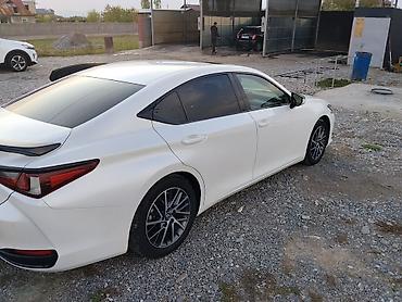 лексу: Lexus ES: 2019 г., Седан — 2