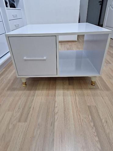 mdf panel: Kvadrat masa, Açılmayan, Təkərsiz, Parlaq laminat, Ünvandan götürmə — 3