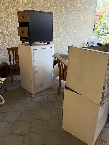 Ремонт и строительство: Продается б/у мебель в разных состояниях и количестве, цена — 6