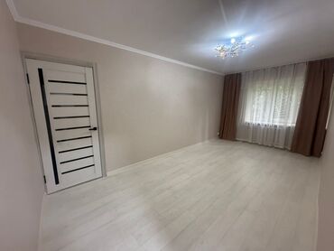 сниму квартира в оше: 2 бөлмө, 44 кв. м, Хрущевка, 1 кабат, Евроремонт