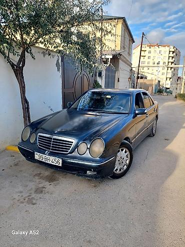 transpalet satisi: Mercedes-Benz E-Class: 2.2 l | 2001 il Sedan — 1