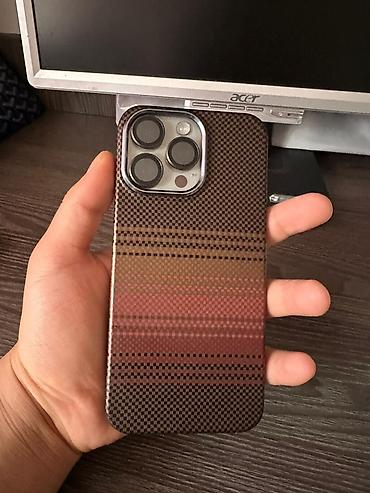 Чехлы: Продаю свой iPhone 15 Pro Max в идеальном состоянии. Телефон — 1