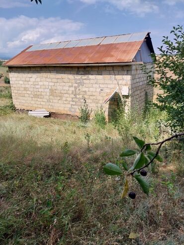binə atçılıqda həyət evləri: 2 otaqlı, 40 kv. m, Kredit yoxdur, Orta təmir