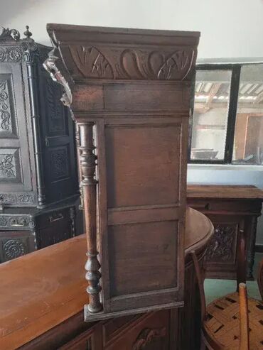 Stilske vitrine: Odlicna viseca viteina Visina 86 cm Sirina 128 cm Dubina 40 cm na lalafo.rs — 6 Stilske vitrine: Odlicna viseca viteina Visina 86 cm Sirina 128 cm Dubina 40 cm — 6