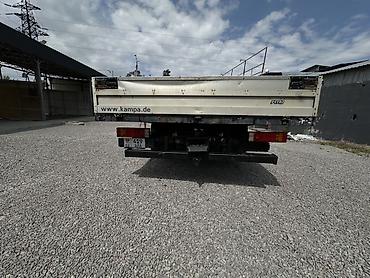 mersedes axor: Mercedes-Benz Vario 814D — бортовой грузовик с двойной кабиной — 7