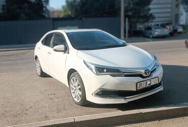 tayota runx: Toyota Corolla: 2019 г., 1.8 л, Вариатор, Гибрид, Седан