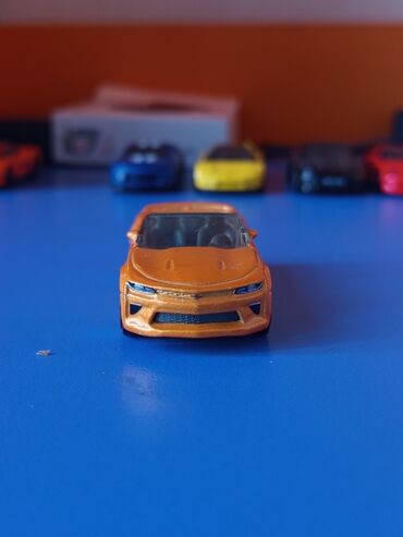 Oyuncaqlar: Chevy Camaro Matchbox 10 manata alinib