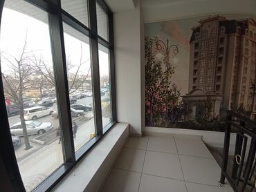 Офисы: Продаю Офис 283 м², С ремонтом, Без мебели, Многоэтажное здание, 2 этаж — 2