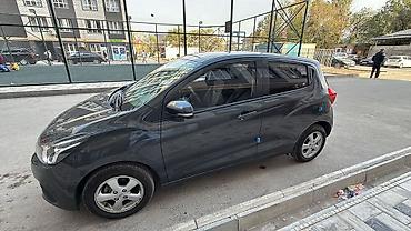 Chevrolet: Chevrolet Spark: 2017 г., Бензин, Хэтчбэк — 3