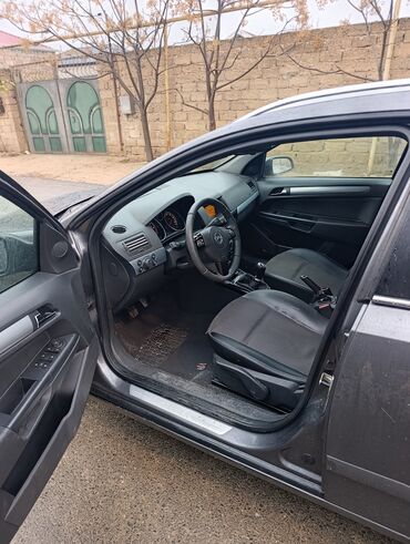 Opel: Opel Astra: 1.3 l | 2009 il 271634 km Universal — 8