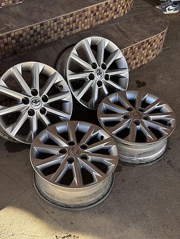 диски toyota r16: Комплект оригинальных литых дисков Toyota (4 шт.) - Диаметр: 16" — 4