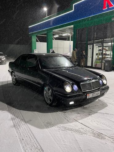 Mercedes-Benz: Mercedes-Benz E-Class: 1997 г., 4.3 л, Типтроник, Бензин, Седан — 6