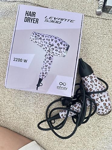 cari: Fen za kosu Infinity Levante 5300 – 2200 W KORIŠĆENO GODINU DANA - — 1