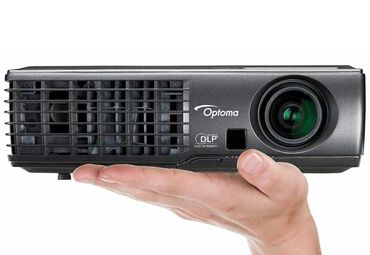 мобильный проектор: Optoma w304m - Яркий и компактный проектор (Отличное состояние)