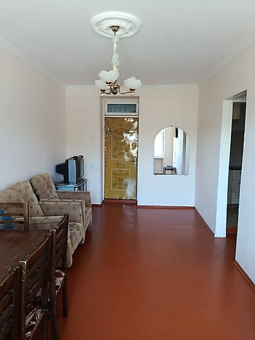 evler bine: Bakı, 2 otaqlı, Köhnə tikili, m. Xalqlar Dostluğu, 30 kv. m — 3