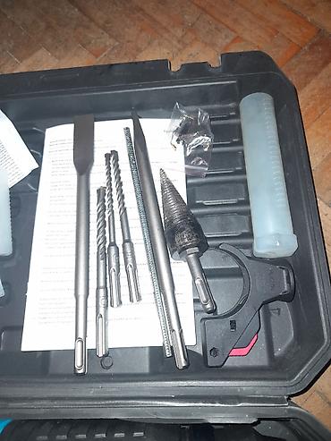 Električne bušilice: Busilica plus cepanje drva novo

nova — 11