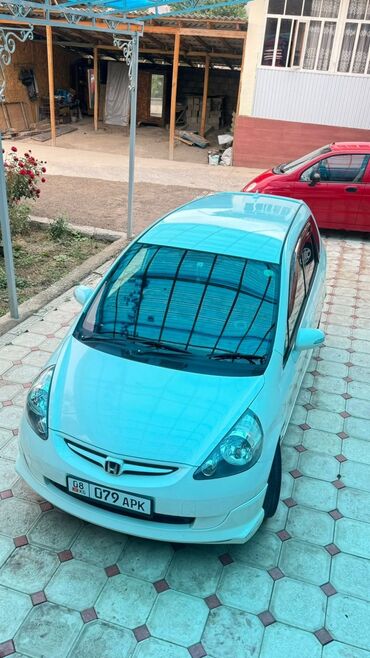 купить авто беловодск бишкек: Honda Fit: 2004 г., 1.5 л, Автомат, Бензин, Хетчбек