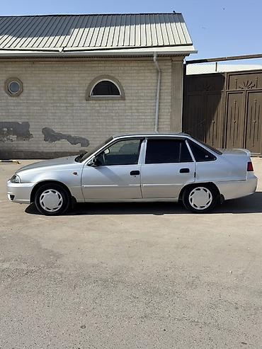 tank 700: Daewoo Nexia: 2011 г., 1.6 л, Механика, Бензин, Седан — 8