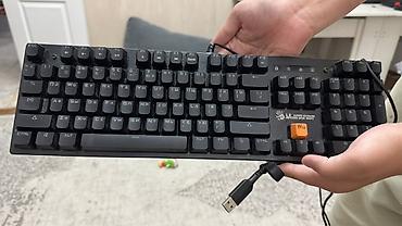 logitech mx master: Клавиатура, A4Tech, Механическая, Проводное подключение, Размер: 100% — 2