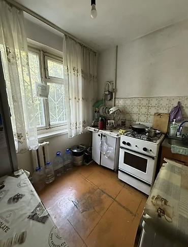 24: Продается 2х комнатная квартира 📍Адрес: 8 мкр 🏛️Серия: 104 — 5
