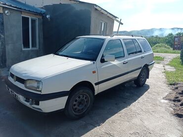 Volkswagen: Volkswagen Golf Variant: 1994 г., 1.8 л, Механика, Бензин, Универсал