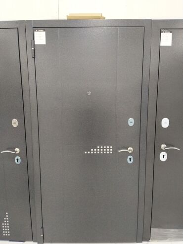 darvaza qapi rengleri: Metal giriş qapısı – A-DOORS RL 10 - Model: RL 10 - Rəng: Antrasit -