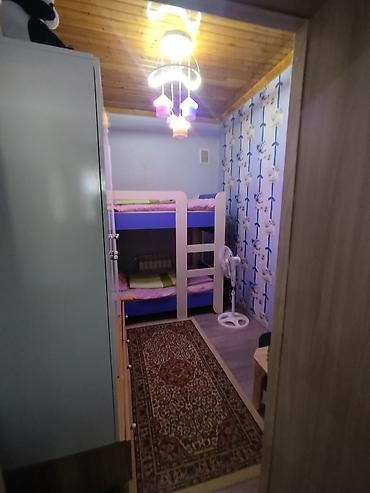montinde evler: 4 otaqlı, 100 kv. m, Kredit yoxdur, Orta təmir — 2