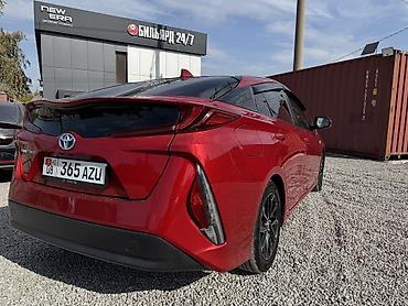 step vagon: Toyota Prius: 2020 г., Бензин — 5