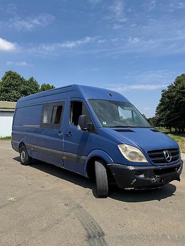 sprinter satisi: Mercedes-Benz Sprinter (uzadılmış və yüksək tavanlı yük mikroavtobusu) — 1