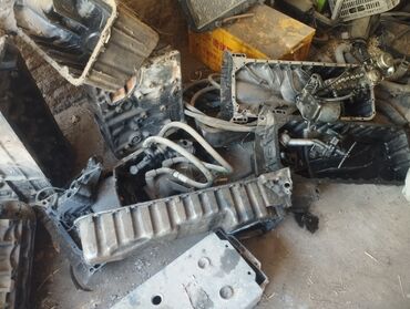 Другие детали для мотора: В продаже коленвалы, блоки в цилиндров, поддоны картера и другие — 4