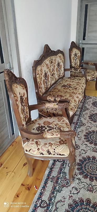диван и 2 кресла: Antik divan kreslo yaxsi vezyetdedi dest 650 azn — 6
