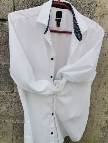 Košulje: Kao nova snežno bela muška košulja. Veličina 39/40. Slim fit — 16