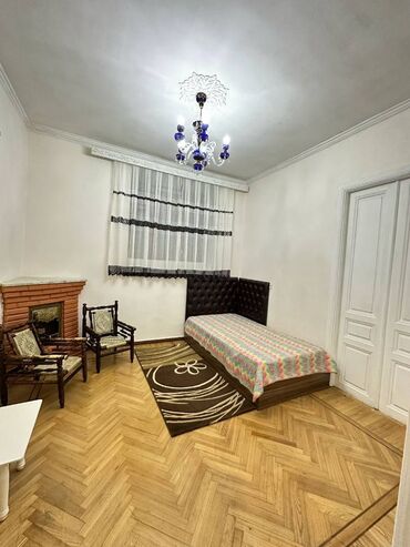 Mənzil kirayələyirəm: 3 otaqlı, 100 kv. m — 4