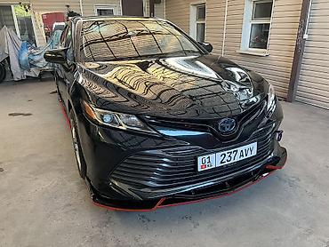 corolla 2018: Toyota Camry: 2018 г., 2.5 л, Вариатор, Гибрид, Седан — 1