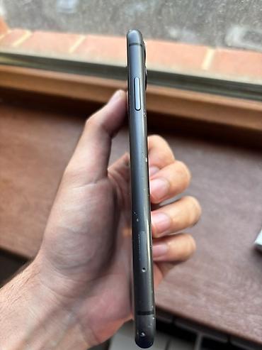 iphone hdmi kabel: IPhone 11, 64 GB, Qara, Face ID — 4