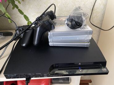 oyun komputer: Playstation 3 əla veziyyetdedi,250 gb yaddaş. 2pult ve 4diski