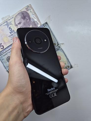 Redmi, Redmi A3, Б/у, 64 ГБ, цвет - Черный, 1 SIM, 2 SIM