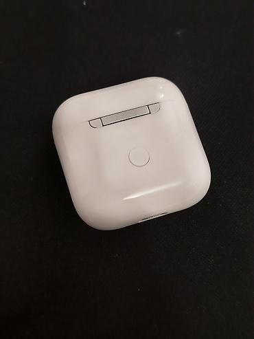 черно белый: Беспроводные наушники-вкладыши, Apple, Airpods 2, Новый — 3