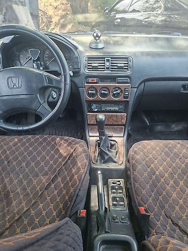 акорд ош: Honda Accord: 1995 г., 2 л, Механика, Бензин, Седан — 3