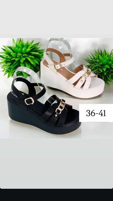 Sandale: Sandale, 38