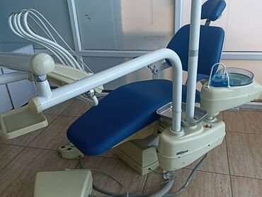 медицинский силикон: Продается Стоматологическое кресло вместе с компрессором