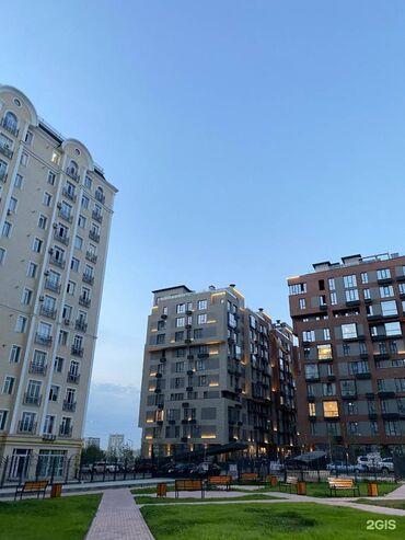 Продажа квартир: 4 комнаты, 121 м², Элитка, 2 этаж, ПСО (под самоотделку)