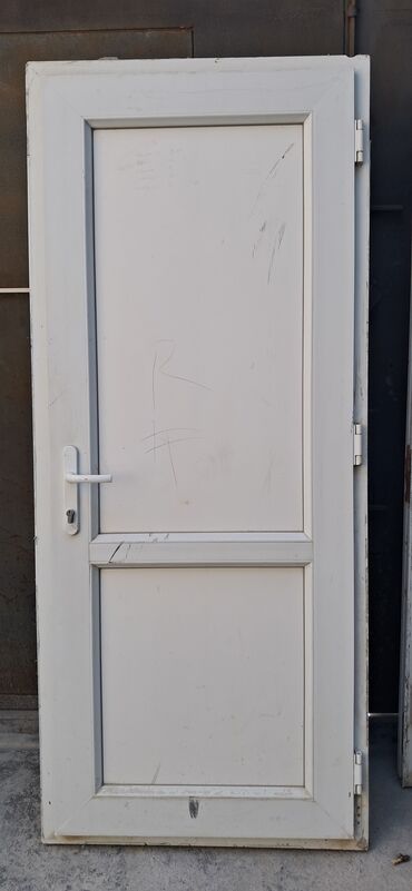 pencere sekilleri: PVC giriş/qapı bloku - Material: ağ rəngli PVC profil - Komplekt