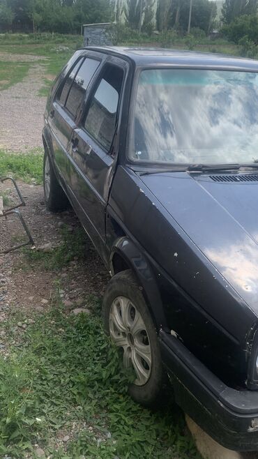 Volkswagen: Volkswagen Golf: 1998 г., 1.8 л, Механика, Бензин, Купе
