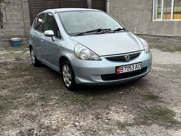 машина ала бука: Honda Fit: 2005 г., 1.3 л, Вариатор, Бензин, Хетчбек